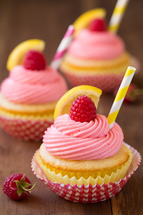 raspberry-lemonade-cupcakes-srgb.